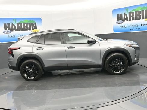 New 2026 Chevrolet Trax ACTIV w/ Sunroof Package image 7