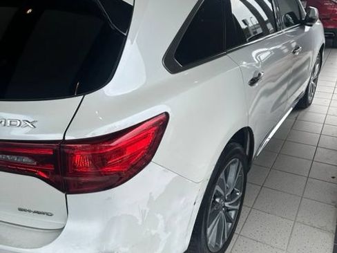 Used 2017 Acura MDX SH-AWD w/ Technology Package image 3