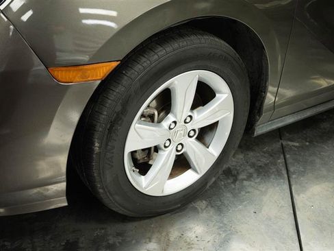 Used 2019 Honda Odyssey EX-L image 4