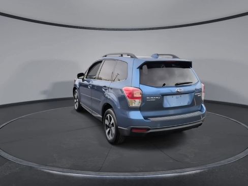 Used 2017 Subaru Forester 2.5i Limited image 7
