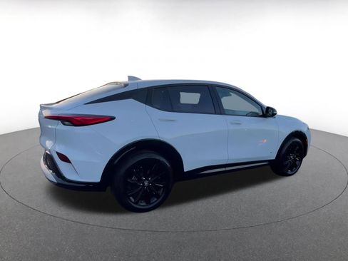 Used 2025 Buick Envista Sport Touring image 14