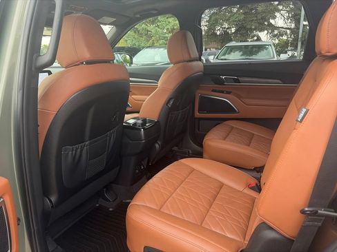 Used 2025 Kia Telluride SX Prestige X-Line AWD/4WD image 17