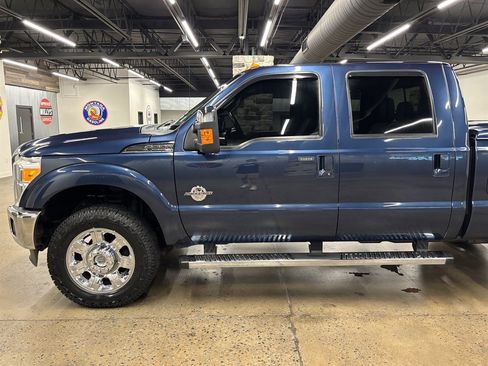 Used 2016 Ford F250 Lariat w/ Lariat Ultimate Package AWD/4WD image 5