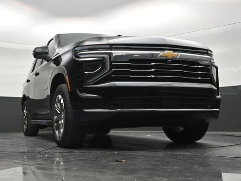 Used 2025 Chevrolet Tahoe LT w/ Comfort Package RWD image 25