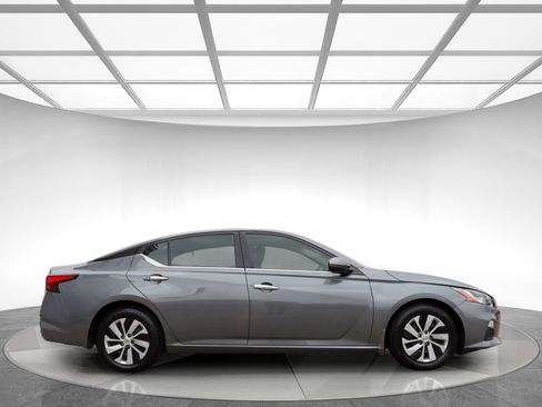 Used 2019 Nissan Altima 2.5 S image 4