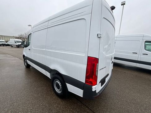 New 2024 Mercedes-Benz Sprinter 2500 w/ Acoustic Package image 5