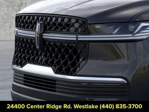 New 2026 Lincoln Navigator Reserve w/ Jet Appearance Package image 17