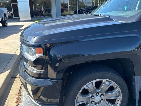 Used 2016 Chevrolet Silverado 1500 LTZ Z71 AWD/4WD image 3