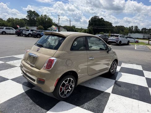 Used 2012 FIAT 500 Sport w/ Safety & Convenience Pkg FWD image 6