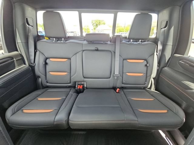 New 2026 GMC Sierra 3500 AT4 w/ AT4 Premium Plus Package AWD/4WD image 27