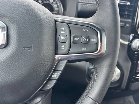 Used 2025 RAM 1500 Laramie AWD/4WD image 24