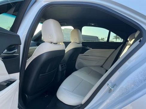 Used 2025 Cadillac CT4 Premium Luxury RWD image 14