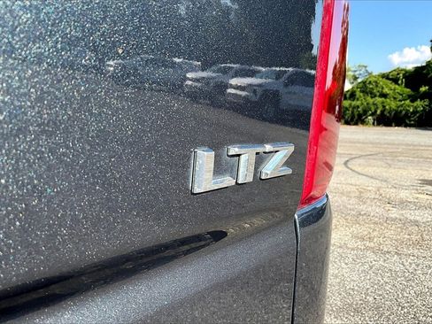 Certified 2021 Chevrolet Silverado 1500 LTZ w/ Technology Package image 22