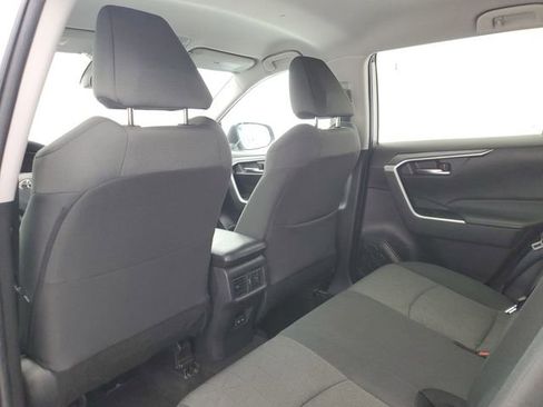 Used 2022 Toyota RAV4 XLE image 14