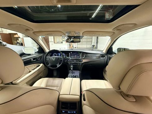 Used 2014 Hyundai Equus Signature image 7