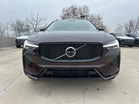 New 2026 Volvo XC60 B5 Core w/ Protection Package Premier image 2