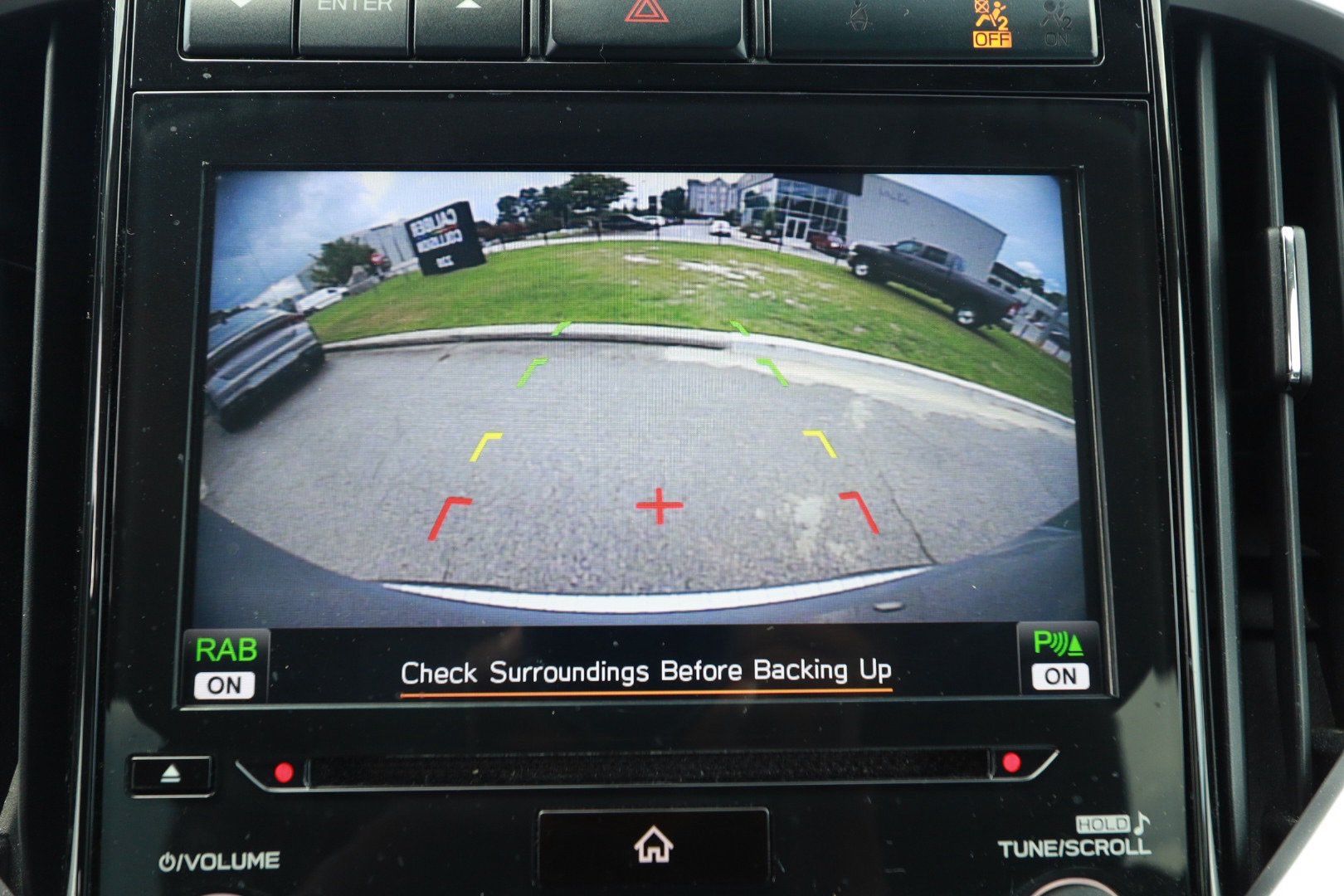 Used 2019 Subaru Ascent Limited AWD/4WD image 16