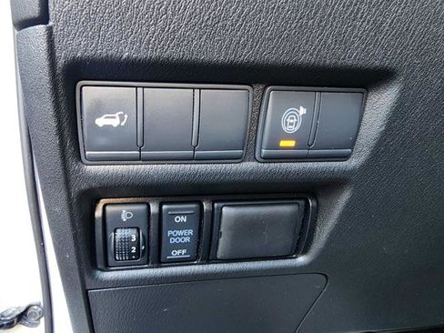 Used 2018 Nissan Armada SL w/ Premium Package AWD/4WD image 31