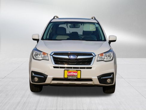 Used 2018 Subaru Forester 2.5i Premium AWD/4WD image 2