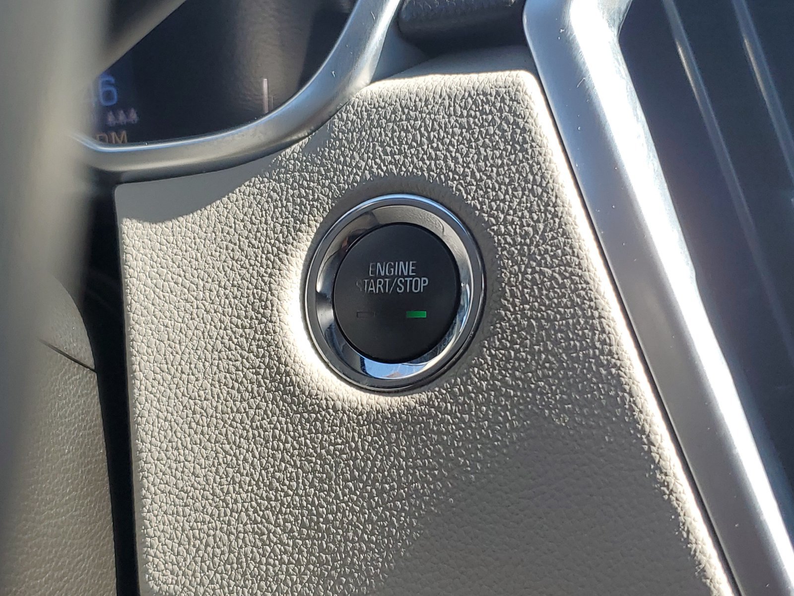 Used 2015 Cadillac SRX FWD image 31