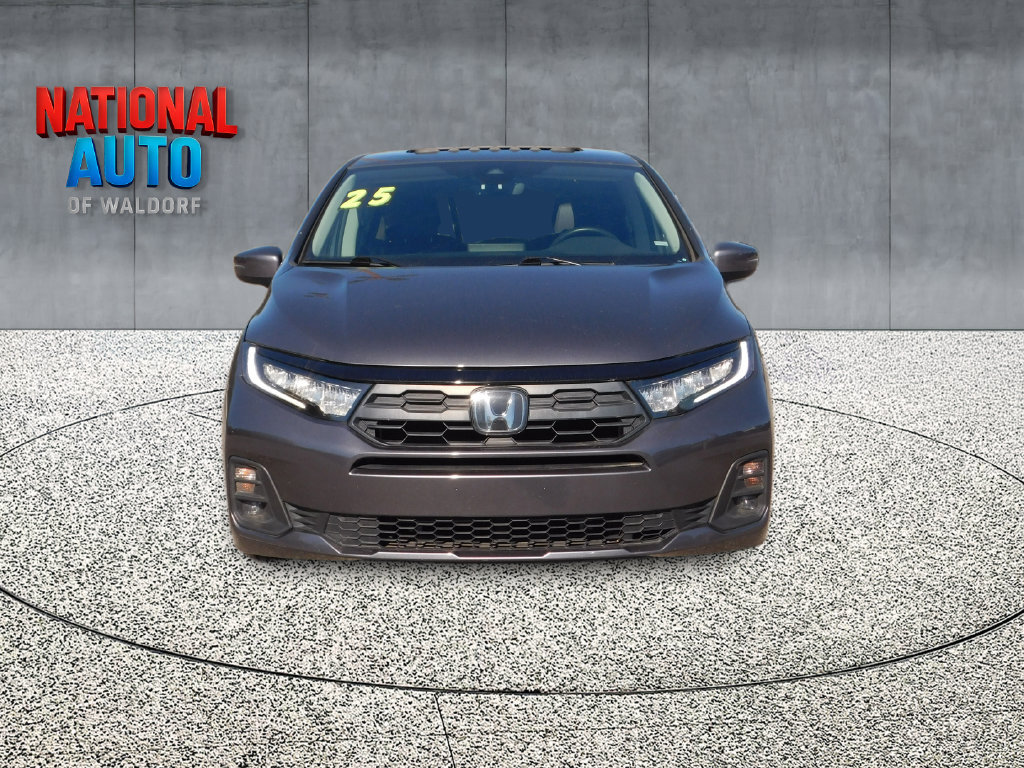 Used 2025 Honda Odyssey EX-L image 3