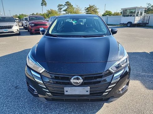 Used 2024 Nissan Versa S image 2