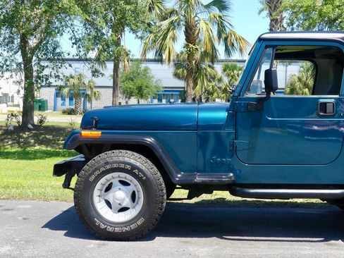 Used 1995 Jeep Wrangler Rio Grande AWD/4WD image 33