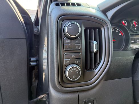 Used 2019 Chevrolet Silverado 1500 Custom Trail Boss w/ Custom Convenience Package AWD/4WD image 22