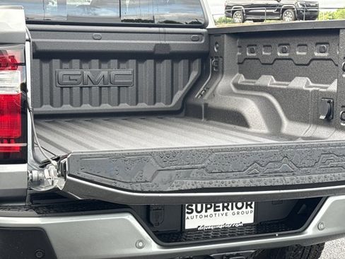 New 2026 GMC Canyon Denali w/ LPO, Black Badging Package AWD/4WD image 10