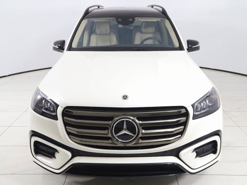 Used 2024 Mercedes-Benz GLS 580 4MATIC image 67