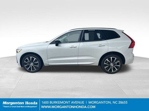 Used 2024 Volvo XC60 B5 Plus image 5
