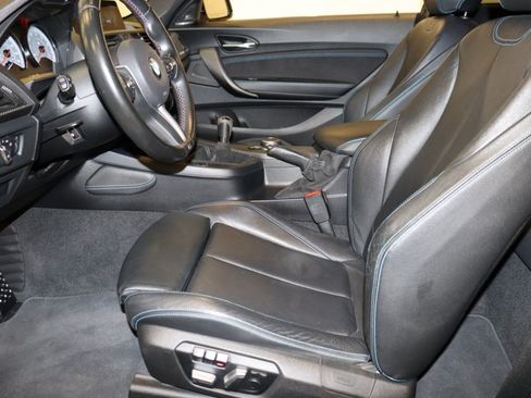 Used 2017 BMW M2 RWD image 25