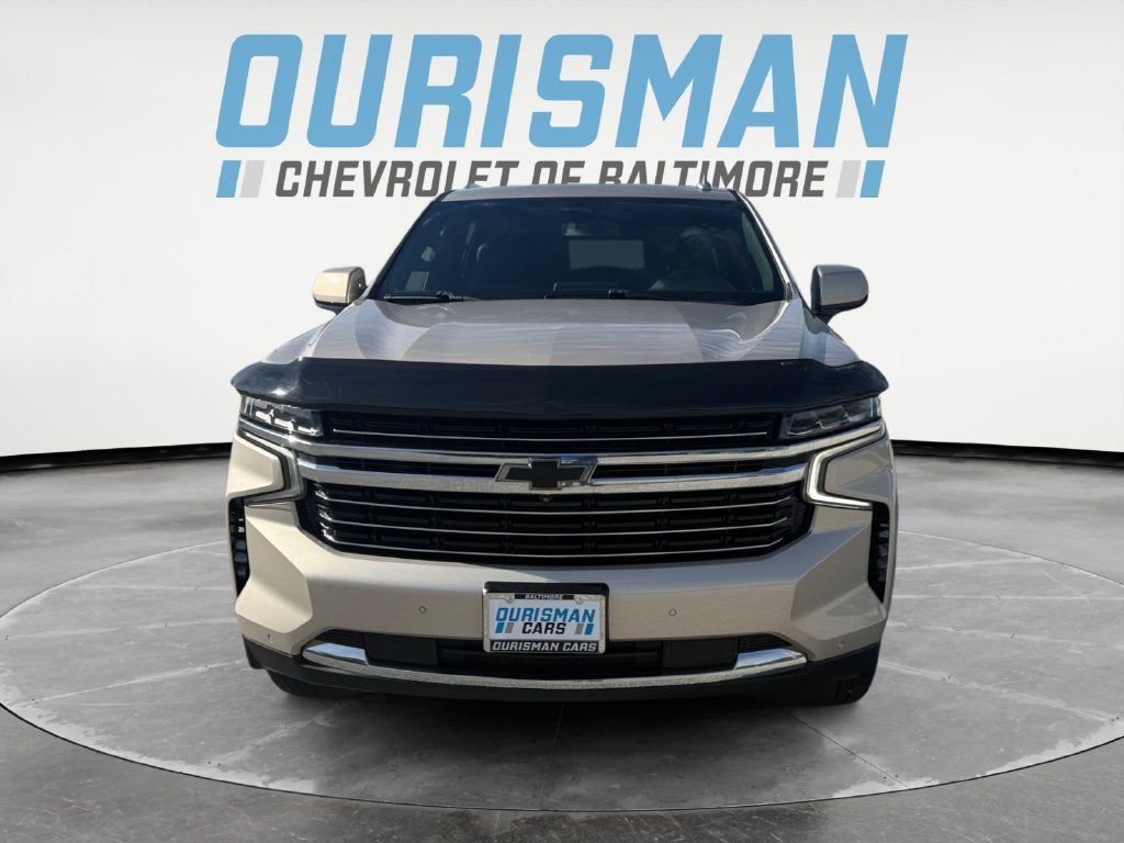 Used 2021 Chevrolet Suburban LT w/ LT Signature Package AWD/4WD image 8