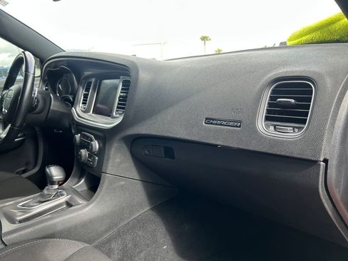 Used 2022 Dodge Charger R/T RWD image 15