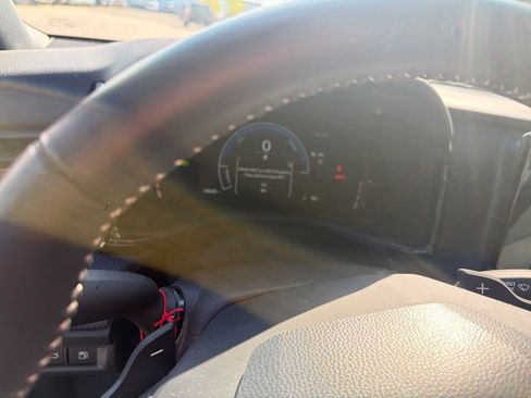 Certified 2025 Toyota Camry SE w/ Convenience Package FWD image 15