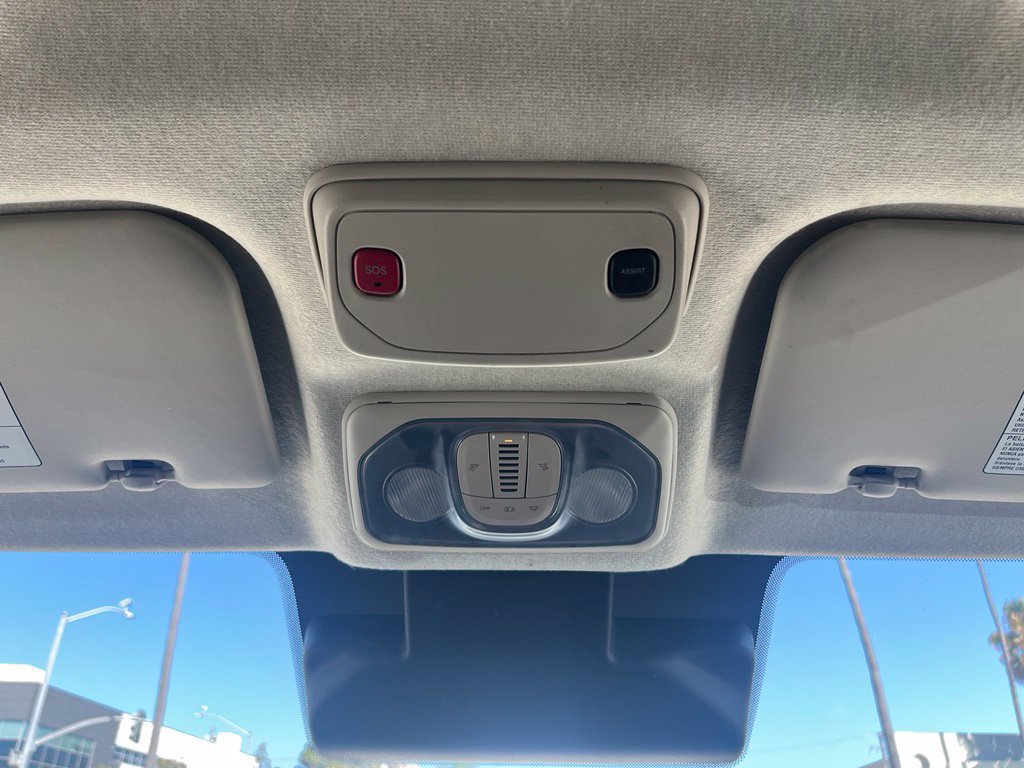 Used 2024 RAM ProMaster 2500 w/ Convenience Group FWD image 21