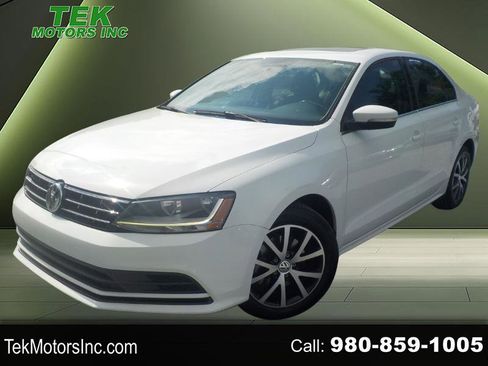 Used 2018 Volkswagen Jetta SE image 1