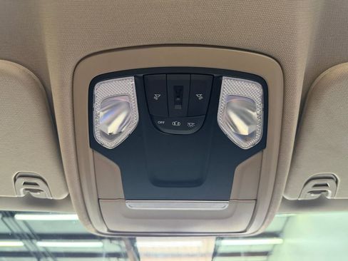 Used 2019 RAM 1500 Big Horn AWD/4WD image 40