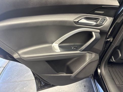 Used 2025 Audi Q5 Premium Plus AWD/4WD image 19