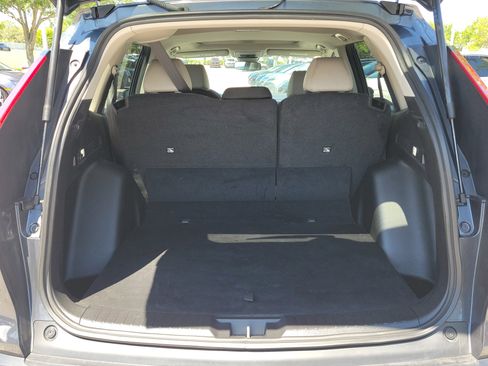 Used 2025 Honda CR-V EX image 11