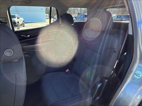 Used 2023 GMC Acadia SLE w/ Driver Convenience Package image 14