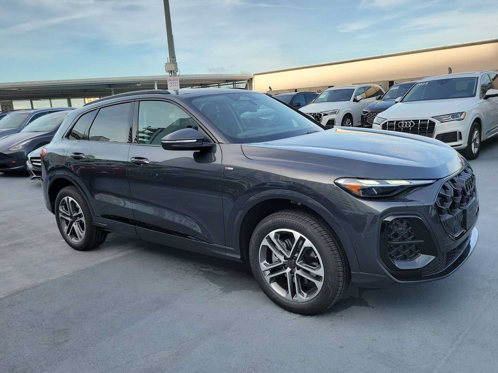 New 2026 Audi Q5 2.0T AWD/4WD image 8