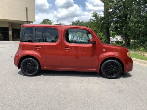 Used 2014 Nissan Cube 1.8 S w/ Interior Designer Package FWD image 8
