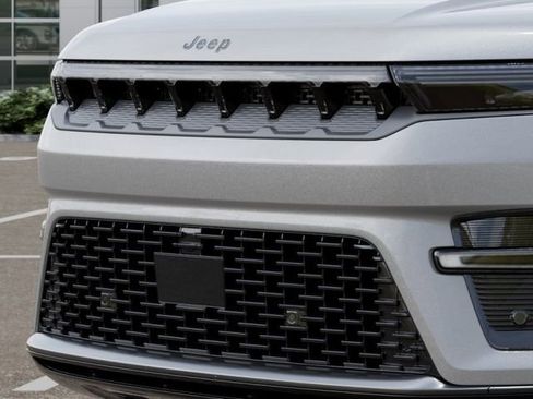New 2026 Jeep Grand Wagoneer Limited AWD/4WD image 11