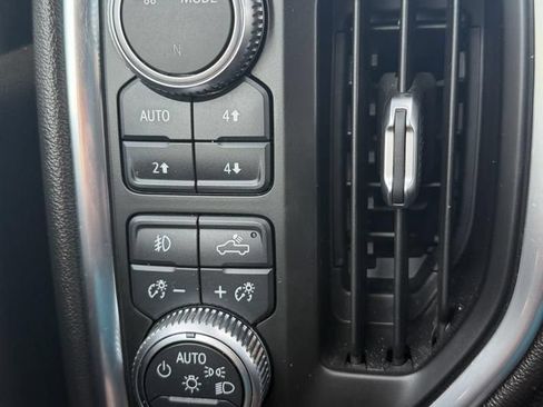 Used 2021 GMC Sierra 1500 AT4 w/ AT4 Premium Package AWD/4WD image 16