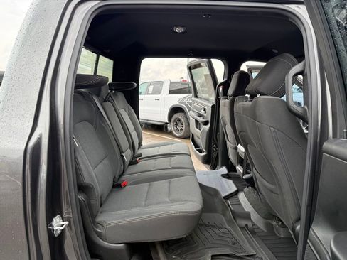 Used 2022 RAM 1500 Big Horn RWD image 19