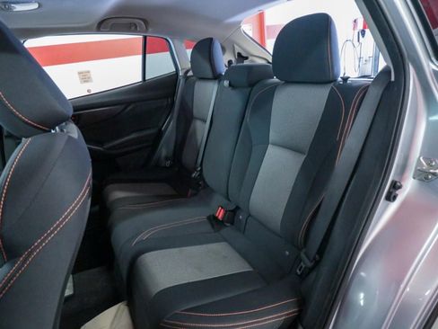 Used 2022 Subaru Crosstrek 2.0i Premium w/ Moonroof Package AWD/4WD image 12