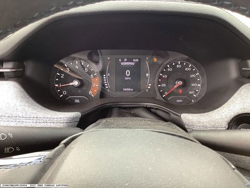 Used 2022 Jeep Compass Latitude w/ Sun and Sound Group image 8