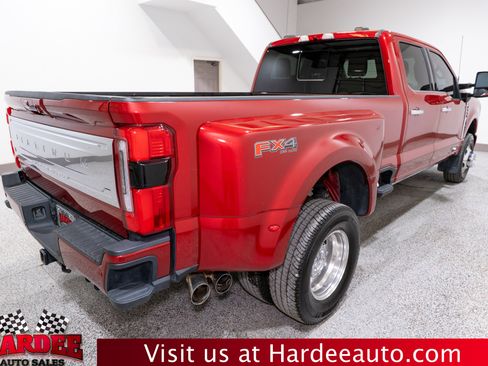 Used 2024 Ford F350 Platinum image 5