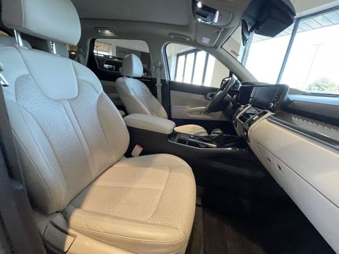 Used 2023 Kia Sorento S w/ Panoramic Sunroof Package FWD image 23